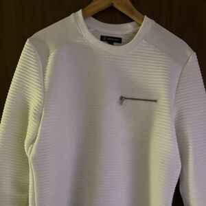 White I.N.C long sleeve casual sweater